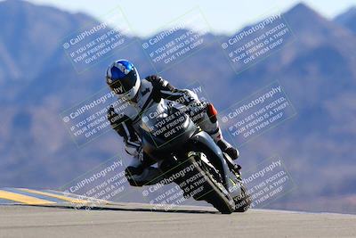 media/Mar-12-2022-SoCal Trackdays (Sat) [[152081554b]]/Turn 9 (220pm)/